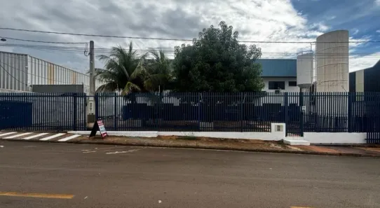 Galpão/Depósito/Armazém com 6 Quartos para alugar, 1000m² no Jardim Simões, São José do Rio Preto