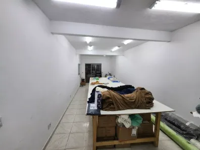 Sobrado com 7 Quartos para alugar, 210m² no Água Branca, São Paulo