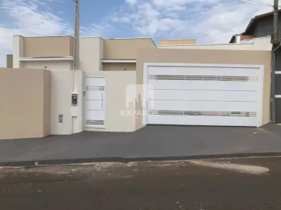 Casa com 3 Quartos à venda, 90m² no Jardim Cambuí, Botucatu