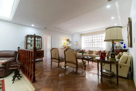 Casa com 5 Quartos à venda, 500m² no Planalto Paulista, São Paulo