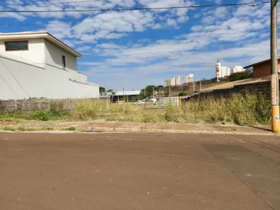Lote/Terreno à venda, 557m² no Parque Santa Mônica, São Carlos