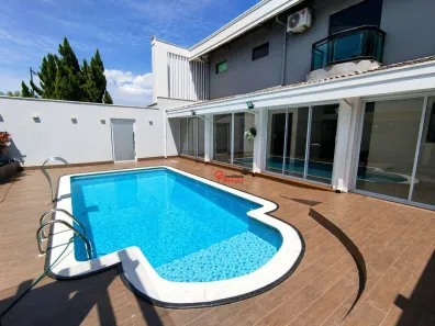 Casa de Condomínio com 3 Quartos para alugar, 280m² no Vila Cordenonsi, Americana