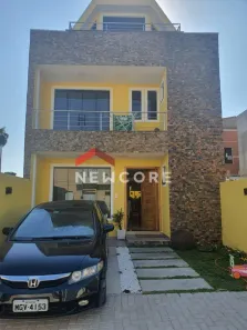 Sobrado com 3 Quartos à venda, 180m² no Pinheirinho, Curitiba