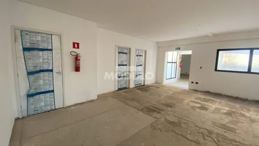 Sala Comercial para alugar, 437m² no Jardim Karaíba, Uberlândia