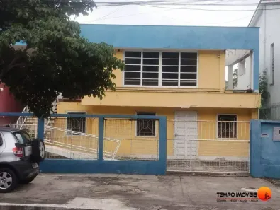 Casa com 3 Quartos para alugar, 480m² no São Francisco, Niterói