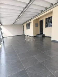 Casa com 2 Quartos para alugar, 90m² no Parque Santo Antônio, Jacareí