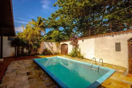 Casa com 4 Quartos à venda, 198m² no Balneário Praia do Pernambuco, Guarujá