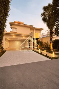Casa de Condomínio com 4 Quartos à venda, 300m² no Jardim Imperial, Cuiabá