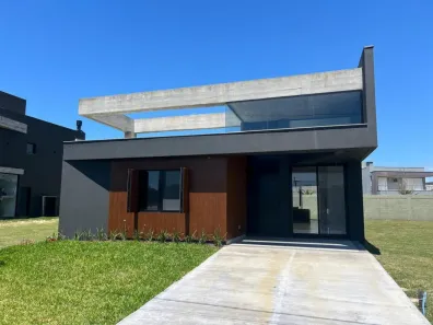 Casa de Condomínio com 4 Quartos à venda, 149m² no Remanso, Xangri-Lá