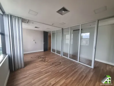 Sala Comercial com 1 Quarto para alugar, 111m² no Vila Olímpia, São Paulo