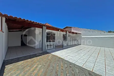 Casa com 2 Quartos à venda, 179m² no Jardim Beira-Mar, Peruíbe