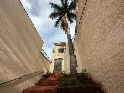 Casa com 5 Quartos para alugar, 189m² no Centro, Ribeirão Preto