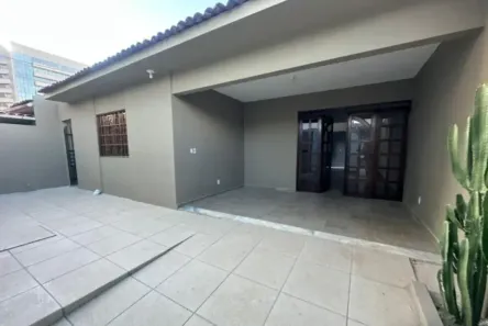 Imóvel Comercial com 3 Quartos para alugar, 140m² no Jatiúca, Maceió