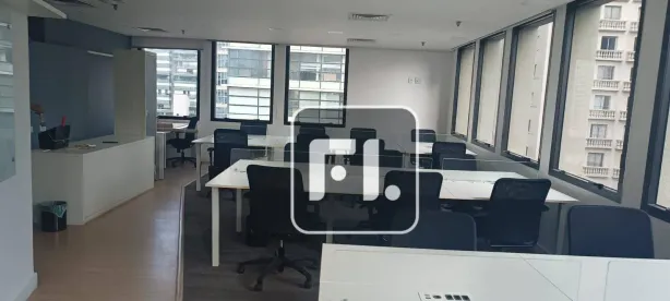 Sala Comercial à venda, 130m² no Vila Olímpia, São Paulo