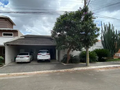 Casa de Condomínio com 4 Quartos à venda, 300m² no Jardim Atlântico, Goiânia