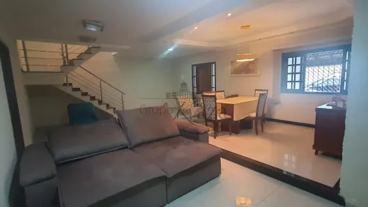 Sobrado com 4 Quartos à venda, 238m² no Residencial Bosque dos Ipês, São José dos Campos
