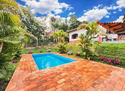 Fazenda/Sítio com 4 Quartos à venda, 250m² no Portão, Atibaia
