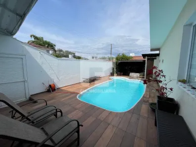 Casa com 5 Quartos para alugar, 464m² no Santa Mônica, Florianópolis