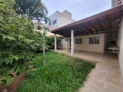 Casa com 3 Quartos à venda, 199m² no Jardim Terra Branca, Bauru