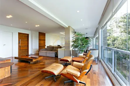 Apartamento com 3 Quartos à venda, 240m² no Campo Belo, São Paulo