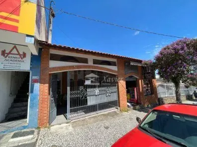 Imóvel Comercial com 3 Quartos à venda, 220m² no Centro, Mairinque