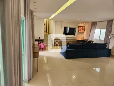 Casa de Condomínio com 4 Quartos à venda, 238m² no Gávea, Uberlândia