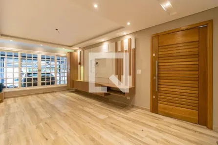 Casa com 3 Quartos para alugar, 178m² no Parque Renato Maia, Guarulhos