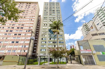 Apartamento com 3 Quartos para alugar, 106m² no Rebouças, Curitiba
