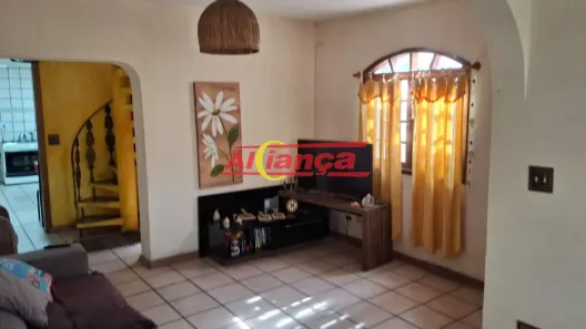 Sobrado com 3 Quartos à venda, 194m² no Jardim Divinolândia, Guarulhos