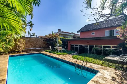 Sobrado com 3 Quartos à venda, 340m² no Boaçava, São Paulo