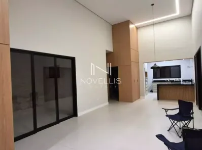 Casa com 3 Quartos para alugar, 150m² no Jardim Jacinto, Jacareí
