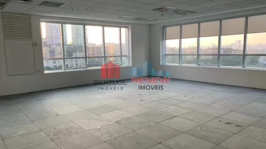 Sala Comercial para alugar, 136m² no Cidade Monções, São Paulo