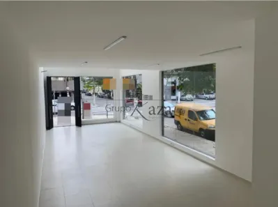 Prédio Comercial para alugar, 228m² no Indianópolis, São Paulo