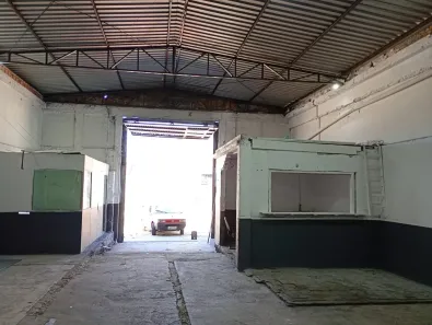 Galpão/Depósito/Armazém para alugar, 300m² no Floresta, Porto Alegre