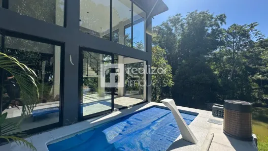 Casa de Condomínio com 3 Quartos para alugar, 200m² no Campeche, Florianópolis