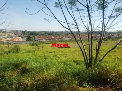 Galpão/Depósito/Armazém à venda, 1800m² no Eugênio de Mello, São José dos Campos