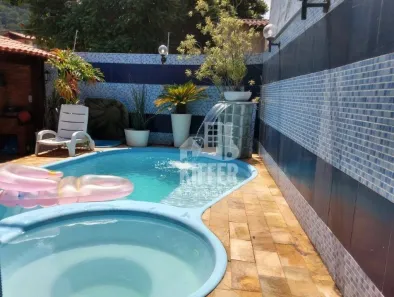 Casa com 3 Quartos à venda, 260m² no Maravista, Niterói