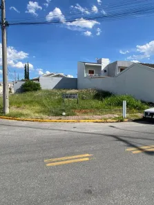Lote/Terreno à venda, 250m² no Loteamento Villa Branca, Jacareí