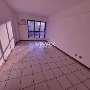 Ponto Comercial à venda, 29m² no Vila Isabel, Rio de Janeiro
