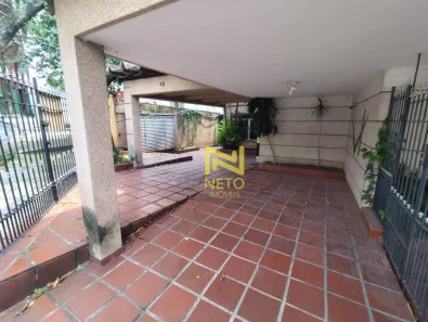 Sobrado com 3 Quartos para venda ou aluguel, 196m² no Vila Ipojuca, São Paulo