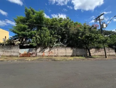 Lote/Terreno à venda, 710m² no Parque São Quirino, Campinas