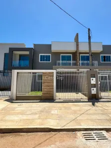 Sobrado com 3 Quartos à venda, 140m² no Uvaranas, Ponta Grossa