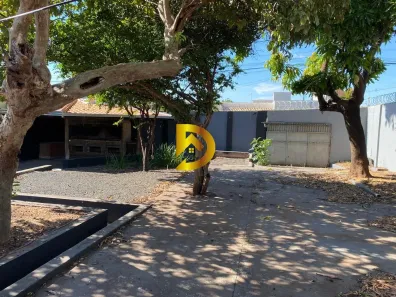 Casa com 3 Quartos à venda, 200m² no Jardim Novo Horizonte, Uberaba