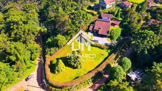 Casa com 4 Quartos à venda, 260m² no , Campos do Jordão