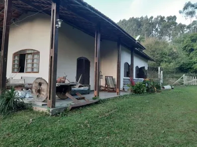 Fazenda/Sítio com 3 Quartos à venda, 200m² no Canaã, Jambeiro