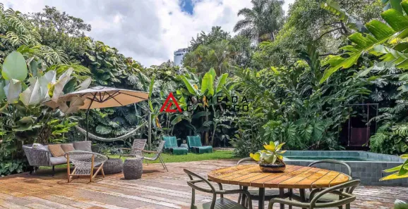 Casa com 3 Quartos à venda, 320m² no Pinheiros, São Paulo