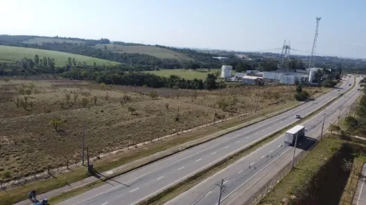 Lote/Terreno à venda, 415756m² no Jardim Gonçalves, Sorocaba