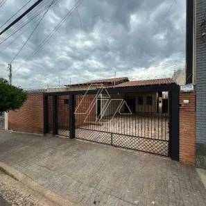 Casa com 3 Quartos para alugar, 292m² no Alto Cafezal, Marília