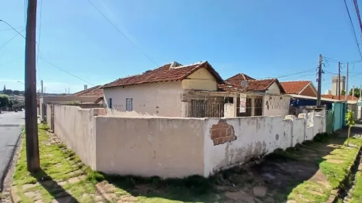 Casa com 3 Quartos à venda, 124m² no Centro, Araraquara