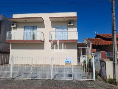 Sobrado com 2 Quartos para alugar, 70m² no Itacolomi, Balneário Piçarras